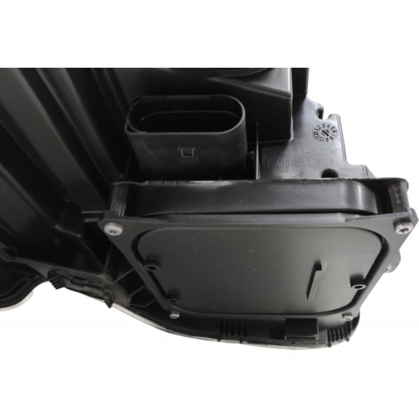 Par Farol Mercedes C180 C200 C250  2011 A 2014 Led Xenon Ambos Lados