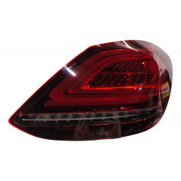 Par Lanterna Mercedes C180 C200 C250 C300 2019 2020 2021 Led Ambos Lados Vermelho