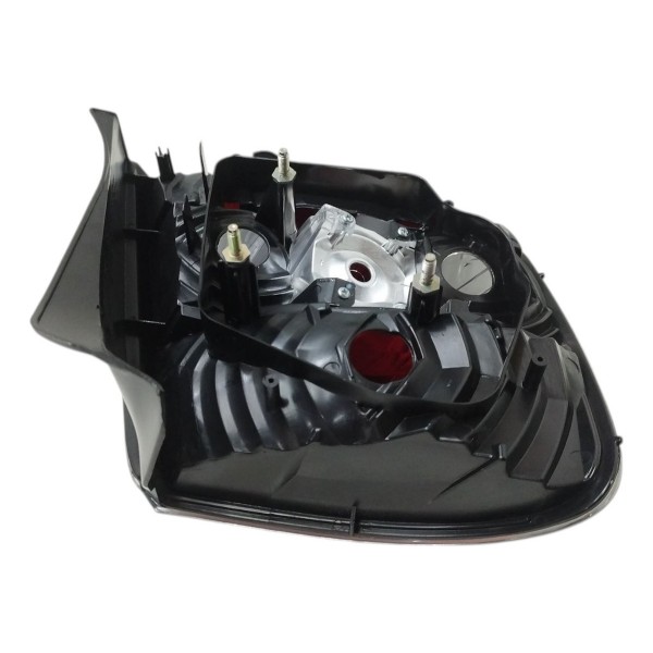 Lanterna Direita Canto Stilo 2008 2009 2010 2011 2012 Direito/passageiro Vermelho