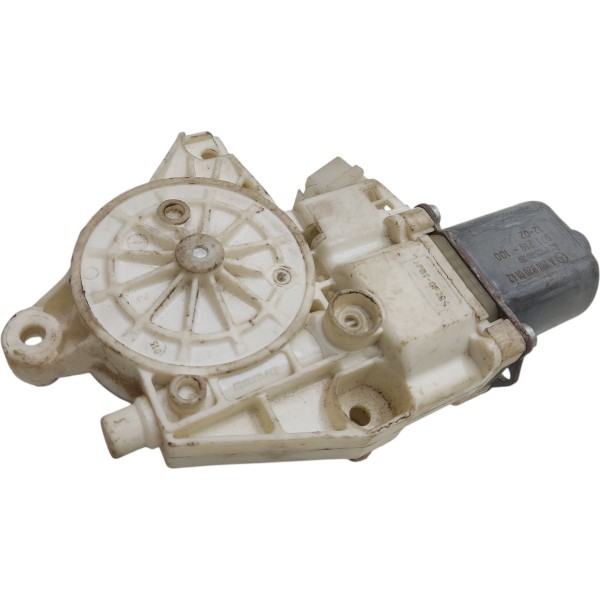 Motor Máquina Vidro Dianteira Esquerda C180 2012 A 2014