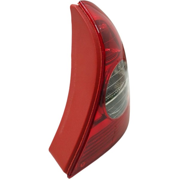 Lanterna Direita Renault Clio 2003 2004 2005 A 2012 Fitam Direito/passageiro Vermelho