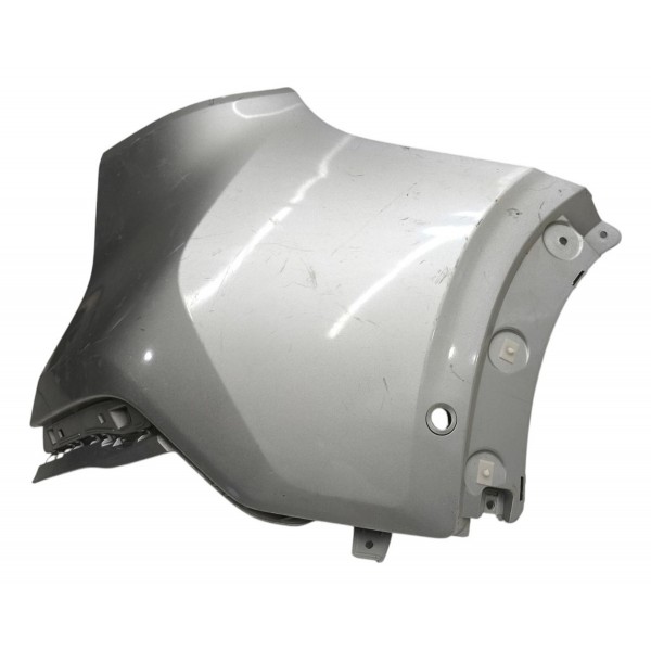 Ponteira Traseira Direita Chevrolet Tracker 2020 2021 2022 Cinza