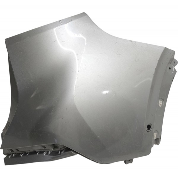 Ponteira Traseira Direita Chevrolet Tracker 2020 2021 2022 Cinza