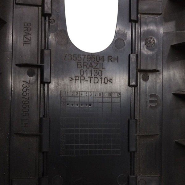 Moldura Direita Jeep Renegade 2016 2017 2018 2019 A 2020