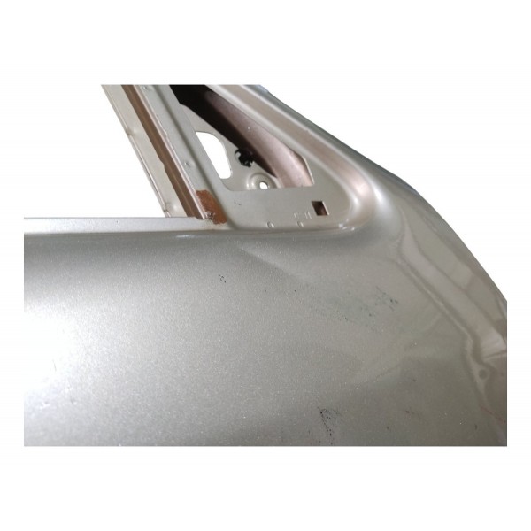 Porta Dianteira Direita Vw Gol G3 G4 2001 2002 2006 2007 Dianteira Direita Dourado