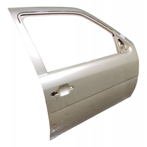 Porta Dianteira Direita Vw Gol G3 G4 2001 2002 2006 2007 Dianteira Direita Dourado