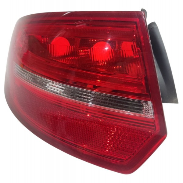 Lanterna Esquerda Audi A3 Sportback 2009 A 2013 Led No Pisca Esquerdo/motorista Vermelho
