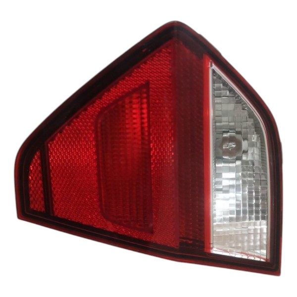 Lanterna Tampa Traseira Direito Vw Voyage 2013 2014 A 2017 Direito/passageiro Vermelho