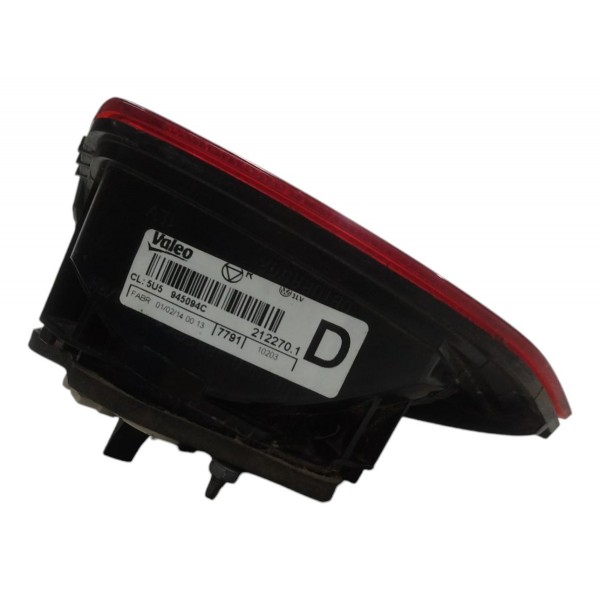 Lanterna Tampa Traseira Direito Vw Voyage 2013 2014 A 2017 Direito/passageiro Vermelho