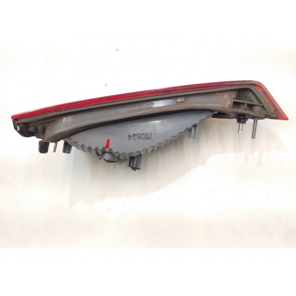 Lanterna Tampa Traseira Direita Hyundai Elantra 2011 A 2015 Direito/passageiro Vermelho