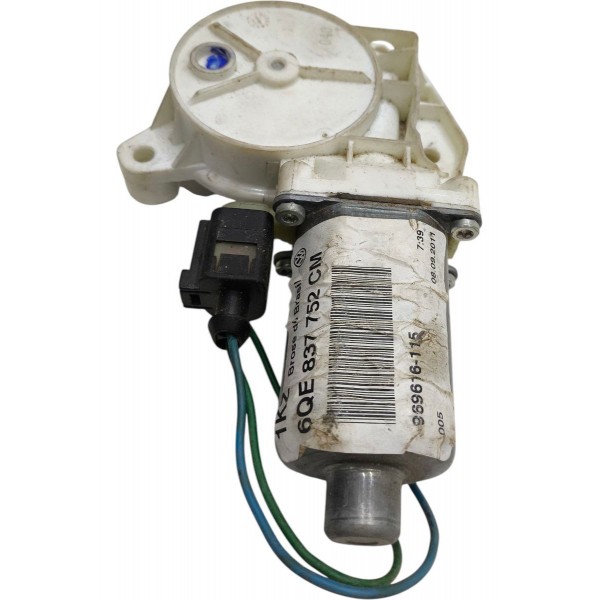 Motor Máquina Vidro Dianteira Direita Vw Polo 2008 A 2014
