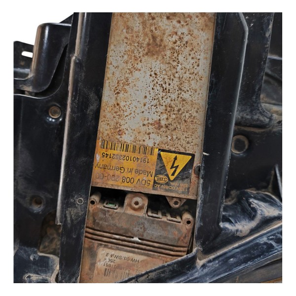 Farol Direito Bmw X5 2000 2001 2002 2003 2004 A 2008 Detalhe Direito/passageiro