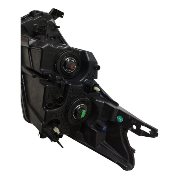 Farol Direito Nissan Kicks 2017 2018 2019 2020 Sem Led Orig Direito/passageiro