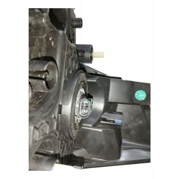 Farol Direito Nissan Kicks 2017 2018 2019 2020 Sem Led Orig Direito/passageiro