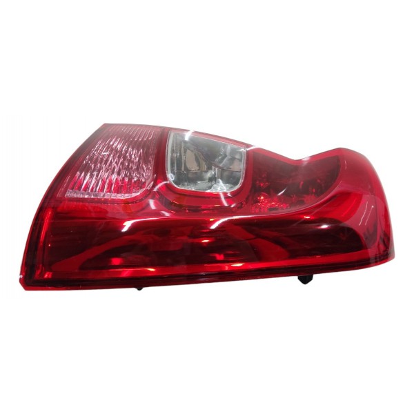 Lanterna Traseira Direita Logan 2010 2011 2012 2013 Direito/passageiro Vermelho