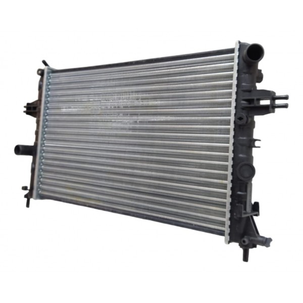 Radiador Agua Chevrolet Vectra 1999 2000 2001 A 2009 Com Ar