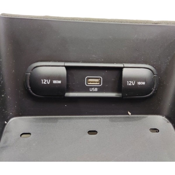 Console Central Entrada Usb Tomada 12v Kia Sportage 2019