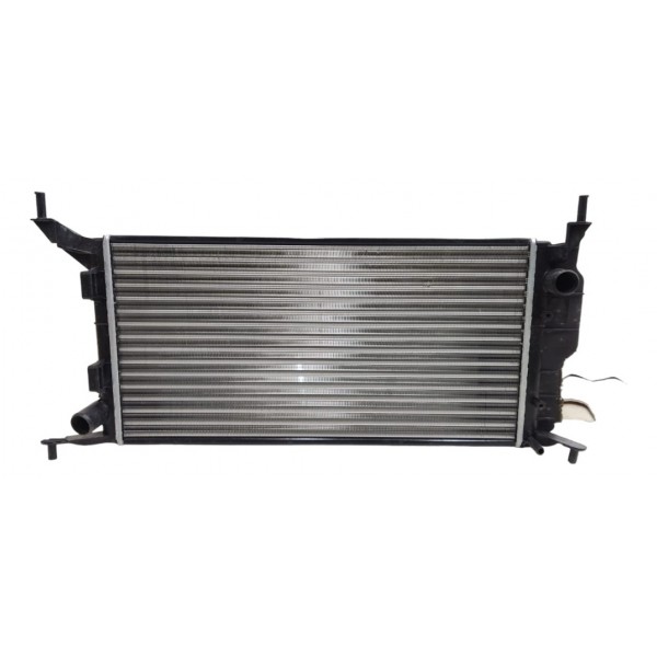 Radiador Agua Classic 1.0 8v 2011 2012 2013 2014 2015 Com Ar