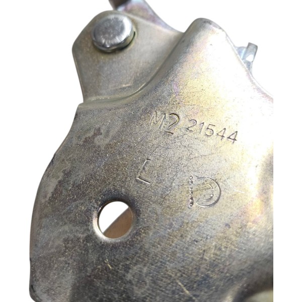 Dobradiça Esquerda Capo Fiat Mobi 2017 2018 2019 A 2024