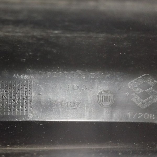 Acabamento Protetor Cabine Direito Fiat Strada 2015 A 2018 Preto