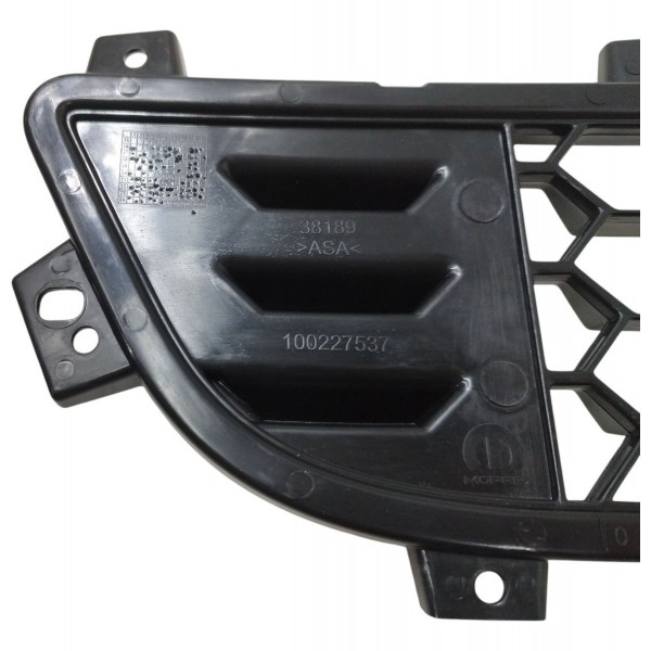 Grade Inferior Parachoque Fiat Mobi 2016 2017 2018 A 2024 Preto Brilhante