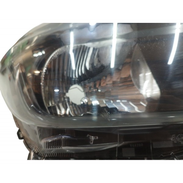 Farol Direito Nissan Frontier 2017 2018 A 2021 Elétrico Direito/passageiro