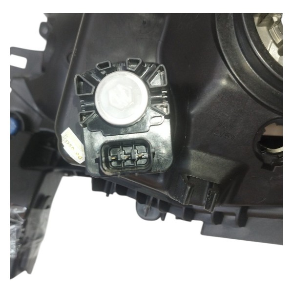 Farol Direito Nissan Frontier 2017 2018 A 2021 Elétrico Direito/passageiro