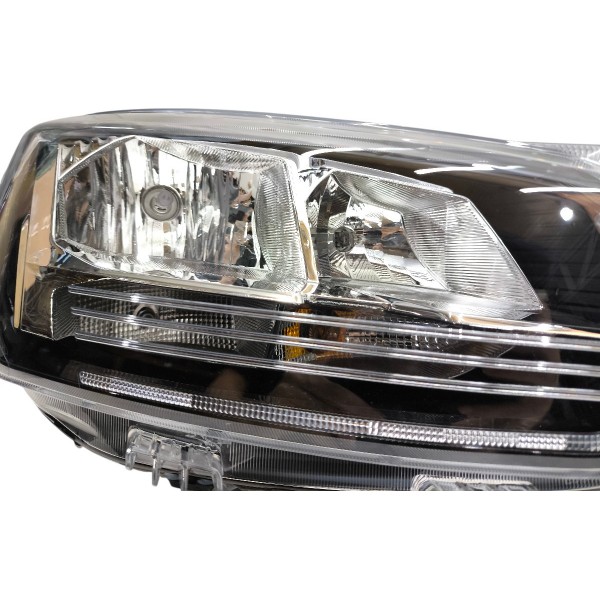Farol Direito Peugeot 208 2020 2021 2022 2023 2024 Sem Led Direito/passageiro