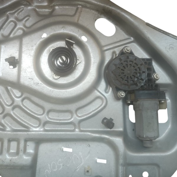 Máquina Vidro Dianteira Direita Hyundai Tucson 2007 A 2015
