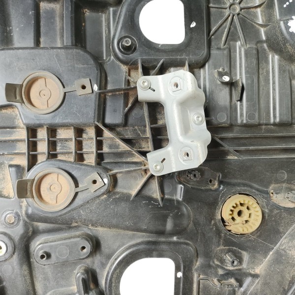 Máquina Vidro Traseira Direita Jeep Renegade 2016 A 2021