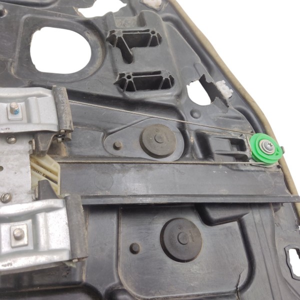 Carcaça Para Retirar Máquina De Vidro Renegade 2016 A 2024