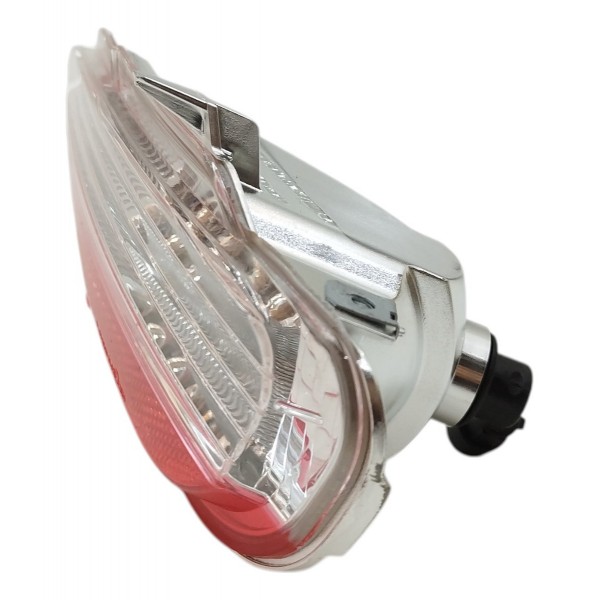Lanterna Refletor Traseiro Direito Fiat Punto 2013 A 2017 Direito/passageiro Vermelho