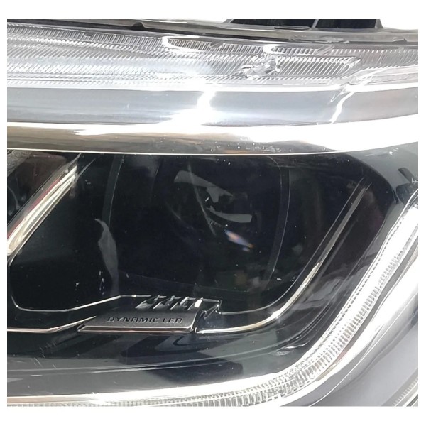 Farol Esquerdo Chevrolet Tracker 2025 2026 Full Led Esquerdo/motorista