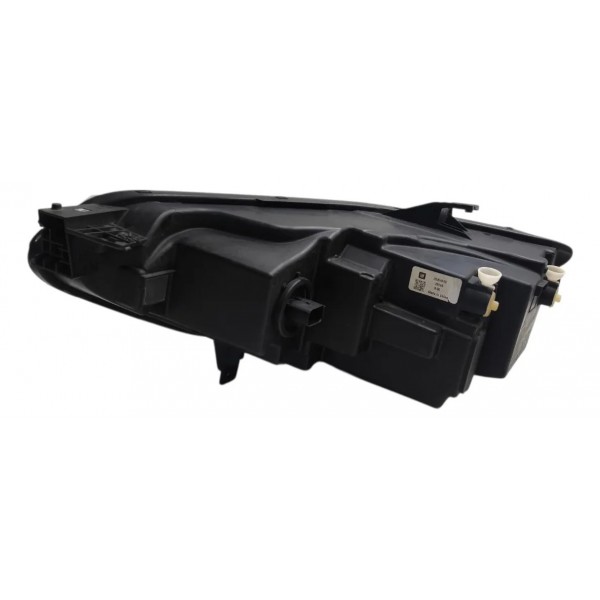 Farol Direito Chevrolet Tracker 2025 2026 Full Led Direito/passageiro