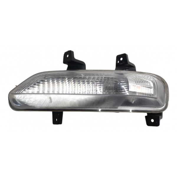 Farol Auxiliar Milha Drl Direito Gm Tracker 2017 2018 2019 Cristal