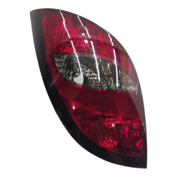 Lanterna Traseira Esquerda Celta Fumê 2001 2002 2003 A 2007 Esquerdo Vermelho