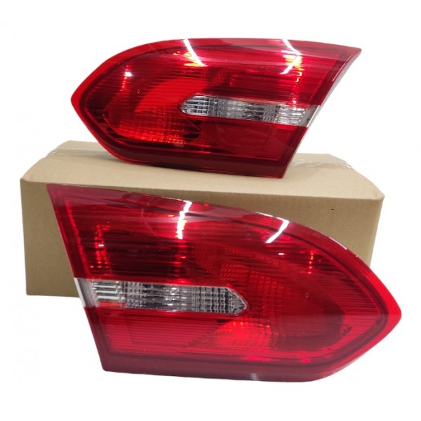 Jogo Lanterna Traseira Ford Focus Sedan 2016 2017 2018 2019 Ambos Lados Vermelho