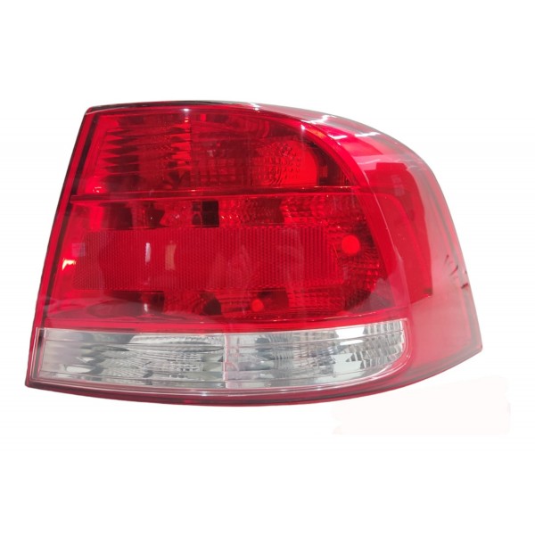 Lanterna Traseira Direita Volkswagen G5 Voyage 2009 A 2013