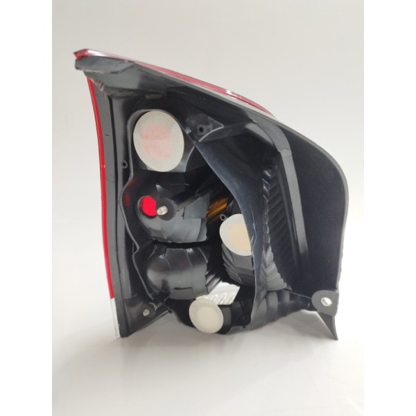 Lanterna Traseira Direita Palio 2009 2010 2011 2012 Tricolor Direito Tricolor