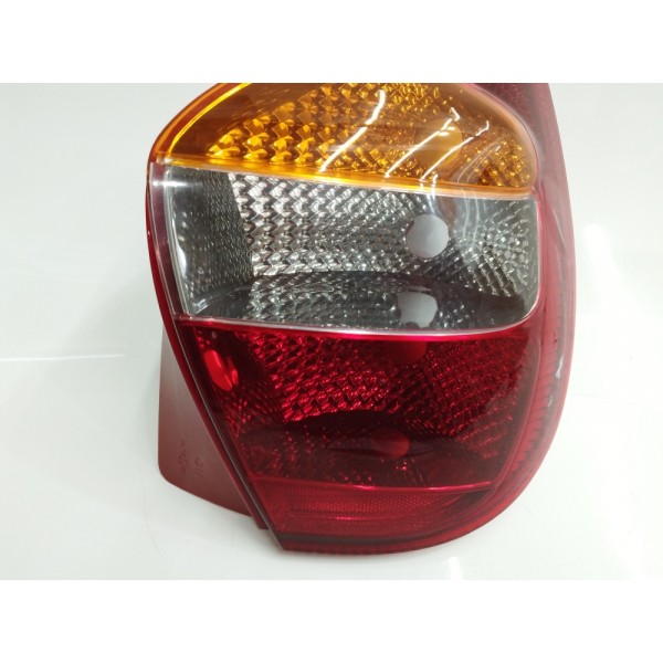 Lanterna Direita Fiat Palio 2001 2002 2003 2004 2005 2006 Direito Tricolor