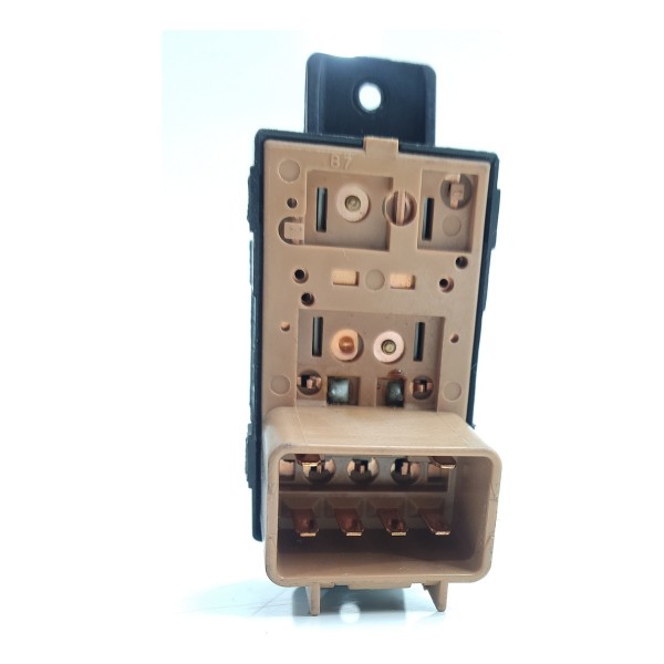 Botão Vidro Elétrico Dianteiro Chevrolet Captiva 2009 Á 2010