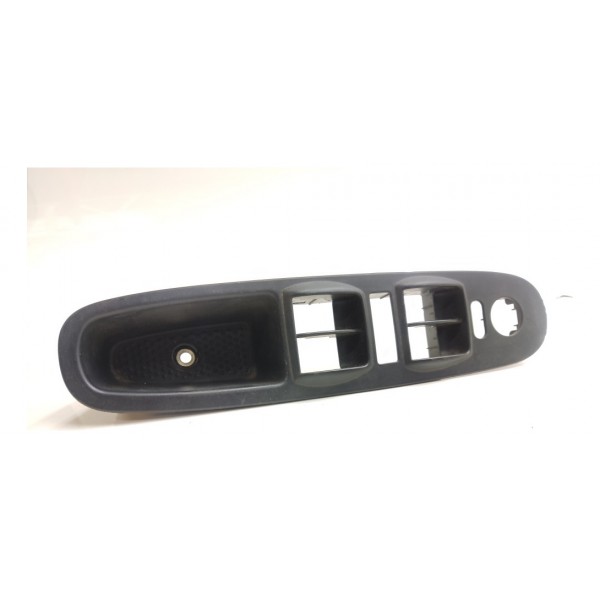 Moldura Comando Vidro Elétrico Fiat Punto 2013 2014 Á 2016