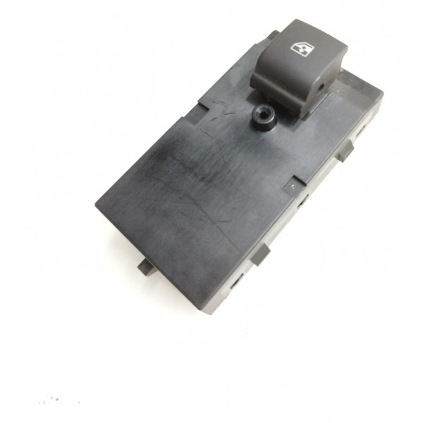 Botão Vidro Traseiro E Dianteiro Direito Onix 2013 A 2019