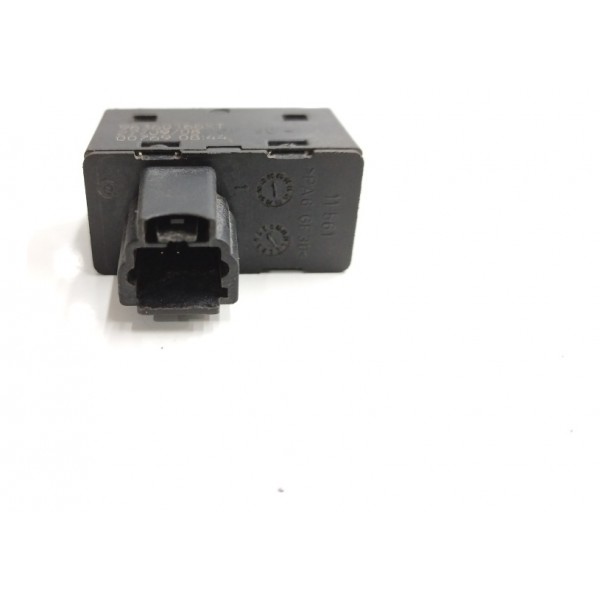 Botão Vidro Elétrico Traseiro Peugeot 307 2007 2007 A 2012