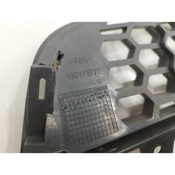 Grade Parachoque Dianteiro Strada Siena Palio 2009 A 2016 Fosco