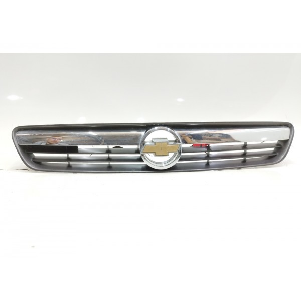 Grade Parachoque Dianteiro Corsa Monta 2004 2005 2006 A 2011
