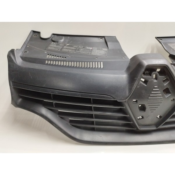 Grade Parachoque Dianteiro Logan Sandero 2014 2015 2016 2017 Fosco