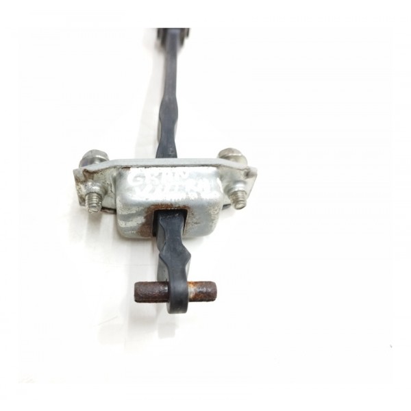 Limitador Porta Traseira Esquerda Suzuki Grand Vitara 2015