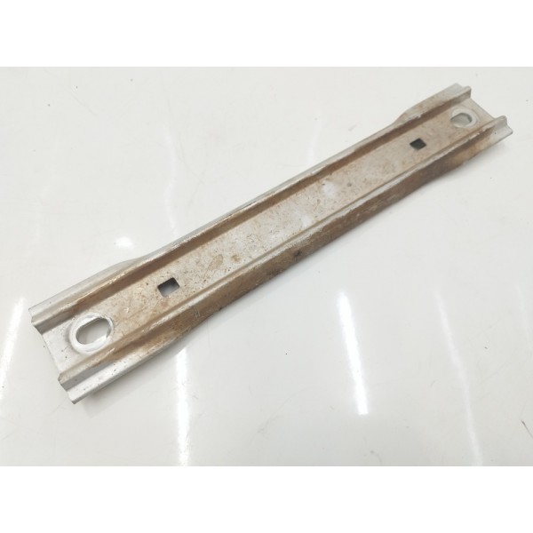 Travessa Suporte Traseiro Carroceria Mercedes Gla200 Gla250