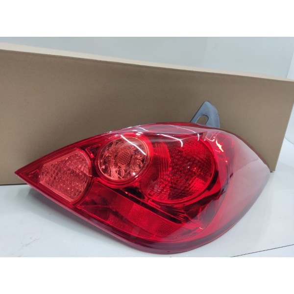 Lanterna Traseira Direita Tiida Hatch 2009 2010 2011 A 2015 Direito